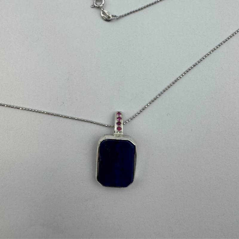 Ciondolo in argento con lapislazzuli e zirconi